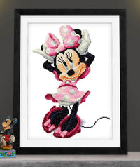 Diamond Dotz Disney® Minnie Mouse Pose