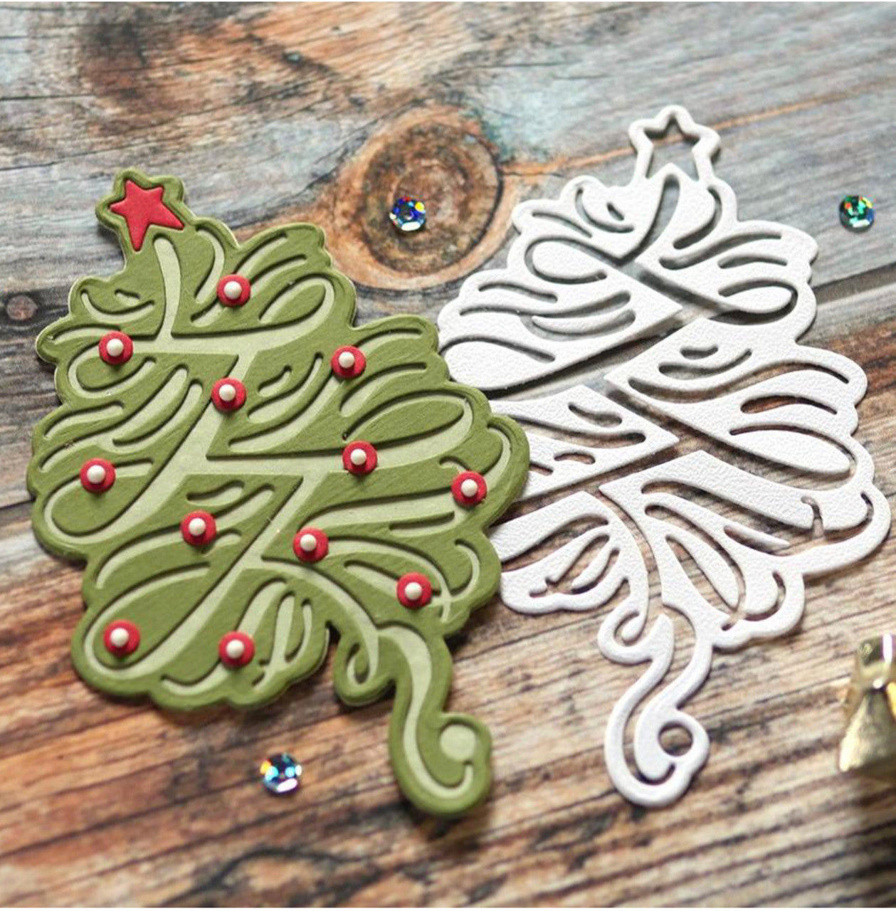 Elizabeth Craft Designs Juego de troqueles de árbol de Navidad florecido