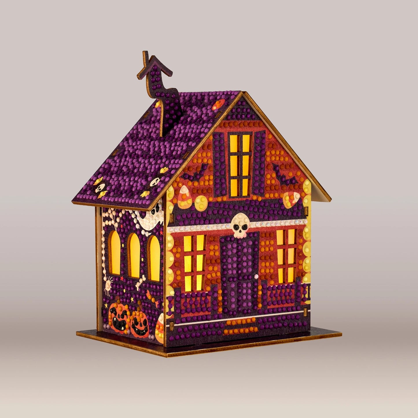 Diamond Art Club LED 3D Gem House - Pumpkin Glow Manor
