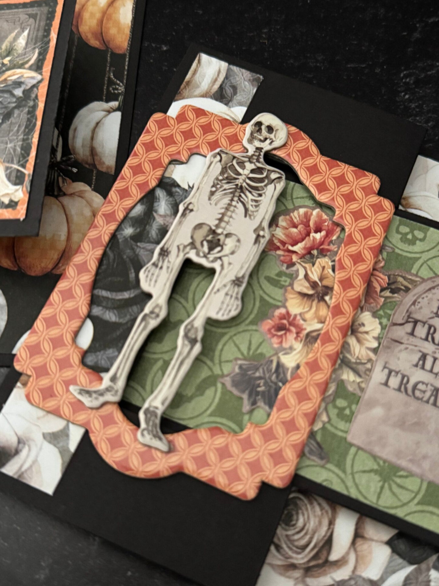 Graphic 45 Ghostly Greetings - Swing Card Set 2025 Kit 7