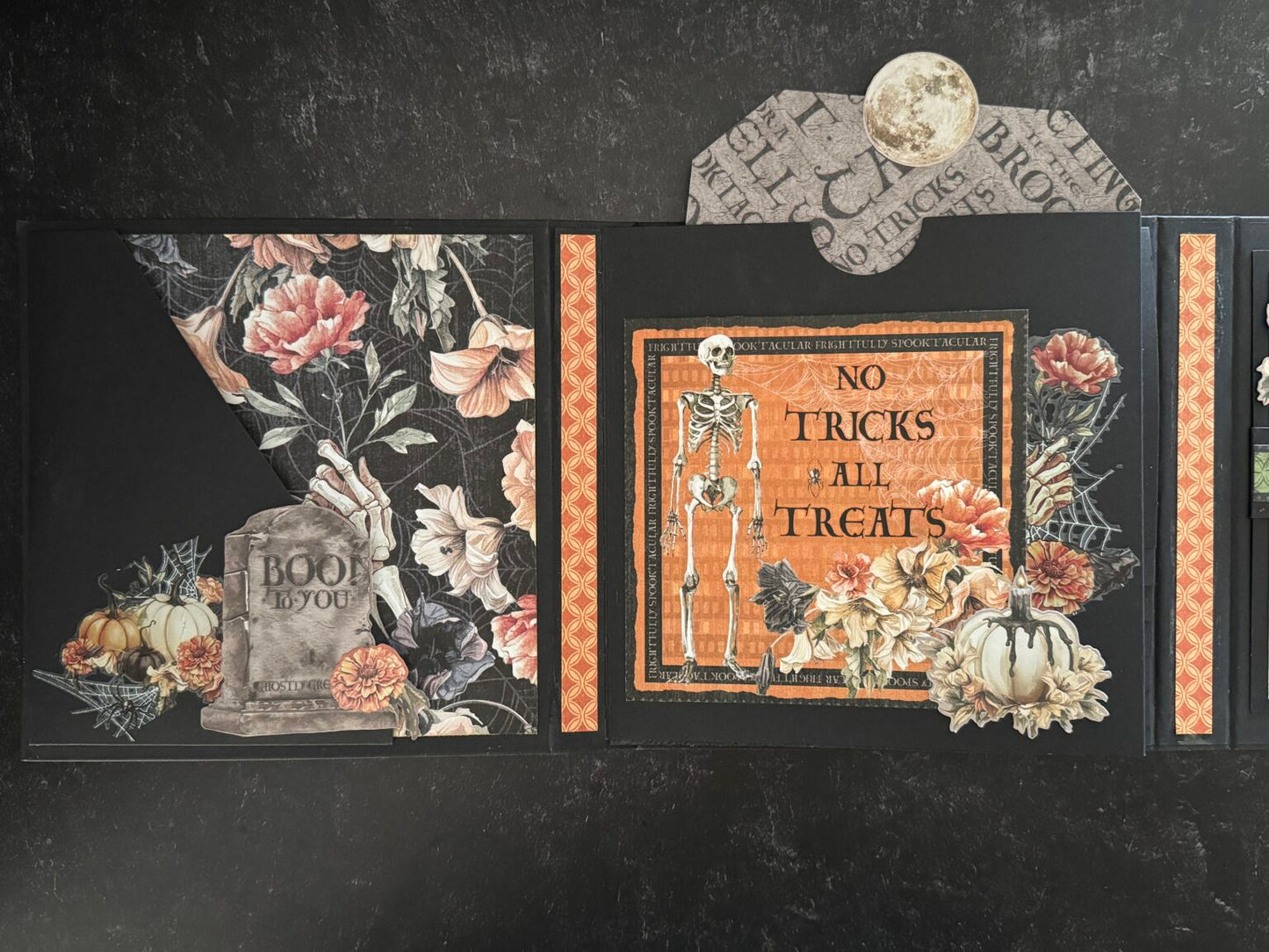Graphic 45 Ghostly Greetings - Trick or Treat Trifold Album 2025 Kit 7