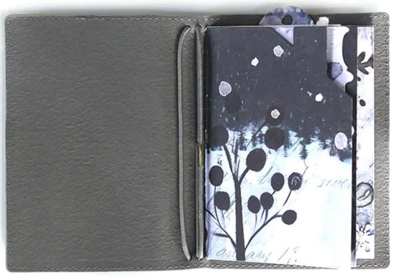 Elizabeth Craft Designs Traveler's Notebook - Koel grijs