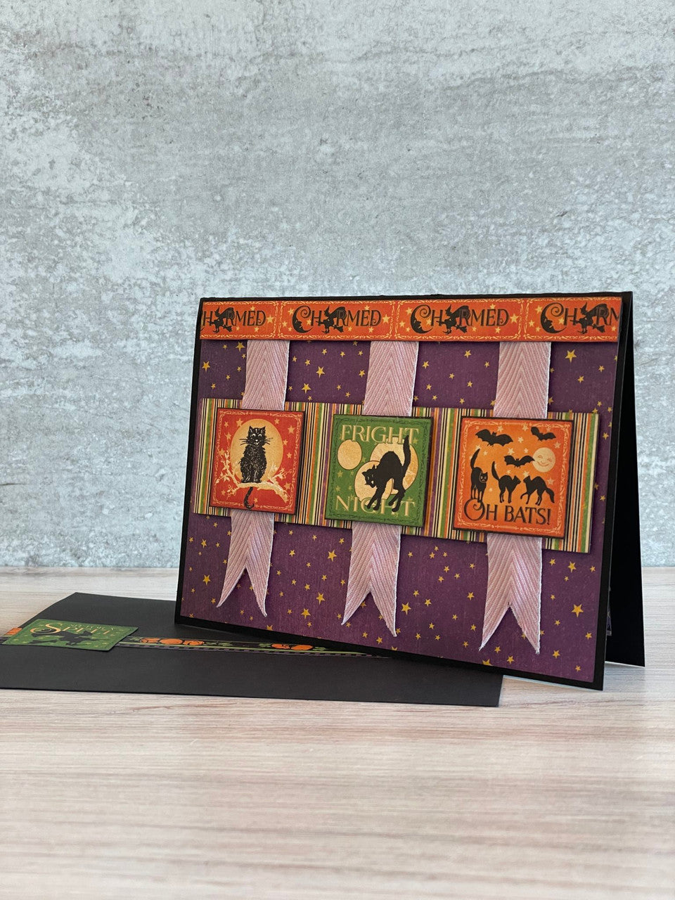Graphic 45 Charmed - Juego de tarjetas emergentes de Halloween