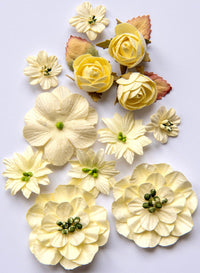 49 en Market Country Blooms Crèmekleurige bloemen