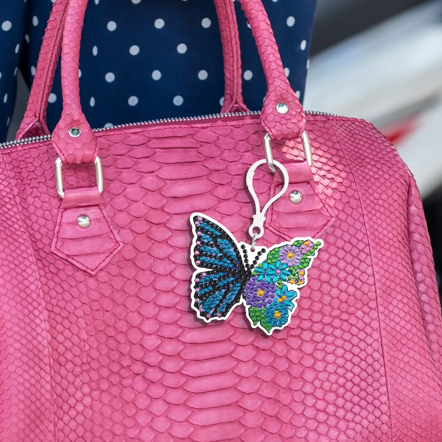 Diamond Art Club Keychain - Flutter Bloom